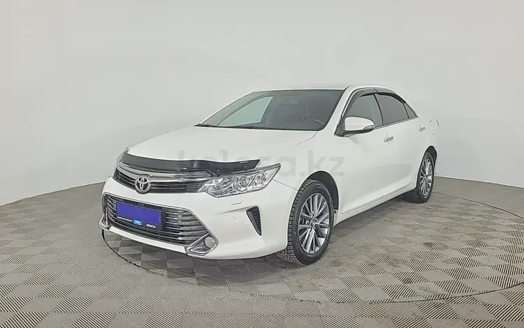 Toyota Camry 2017 года за 12 180 000 тг. в Караганда