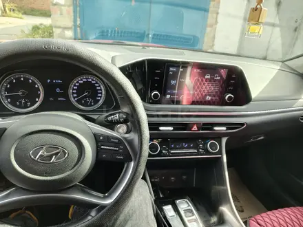 Hyundai Sonata 2020 года за 9 500 000 тг. в Костанай – фото 7