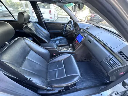 Mercedes-Benz E 320 2002 года за 3 600 000 тг. в Астана – фото 23