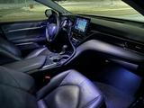Toyota Camry 2021 годаүшін15 900 000 тг. в Астана – фото 2