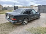 Mercedes-Benz E 230 1992 года за 950 000 тг. в Тараз – фото 2