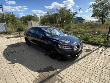 Volkswagen Passat 2018 года за 3 500 000 тг. в Уральск – фото 9