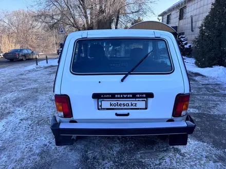 ВАЗ (Lada) Lada 2121 2014 года за 3 100 000 тг. в Алматы – фото 13