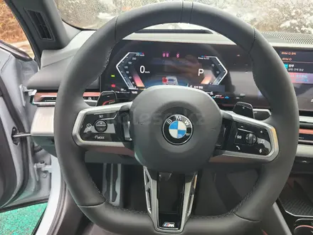 BMW 530 XDrive 2023 года за 31 623 200 тг. в Алматы – фото 17