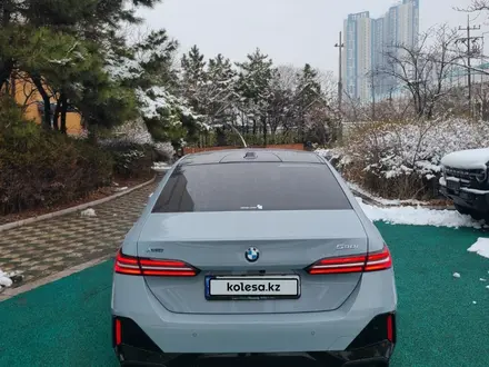 BMW 530 XDrive 2023 года за 31 623 200 тг. в Алматы – фото 6