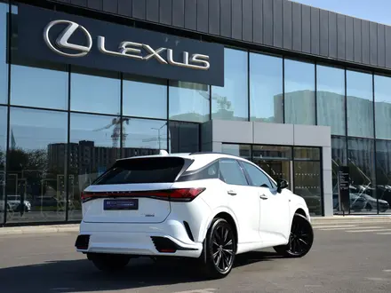 Lexus RX 500h F Sport Performance+ 2025 года за 49 941 000 тг. в Шымкент – фото 18