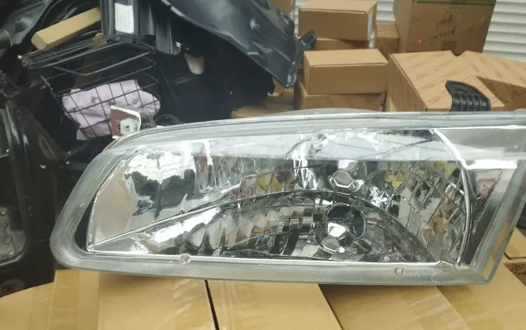 Фара Камри -20 хрустальный 96-99год за 40 000 тг. в Алматы