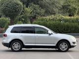 Volkswagen Touareg 2007 года за 6 900 000 тг. в Алматы – фото 4