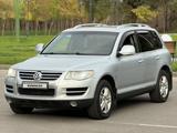Volkswagen Touareg 2007 года за 6 900 000 тг. в Алматы – фото 3