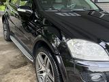 Mercedes-Benz ML 350 2007 годаүшін8 800 000 тг. в Алматы – фото 2