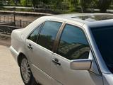 Mercedes-Benz S 500 1997 года за 3 100 000 тг. в Актобе – фото 2