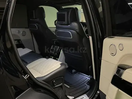 Land Rover Range Rover 2014 года за 21 000 000 тг. в Алматы – фото 6