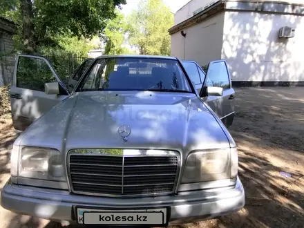 Mercedes-Benz E 200 1996 года за 4 000 000 тг. в Павлодар – фото 10