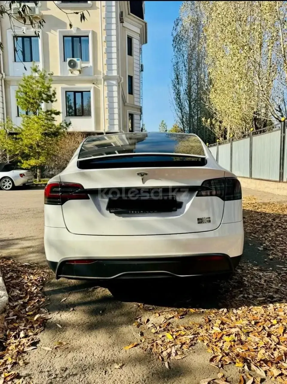 Tesla Model X, 2022