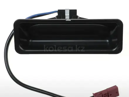Кнопка багажника BMW E39 E60 X5 E70 X6 E71 E90 E92 E93 за 6 000 тг. в Караганда