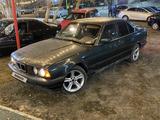 BMW 520 1993 года за 1 755 000 тг. в Семей – фото 4