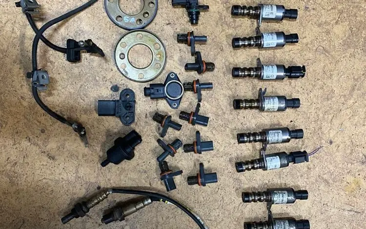 Chevrolet Cruze 1.6 и 1.8 2012 и выше. Датчики положения распредвала. за 1 000 тг. в Алматы