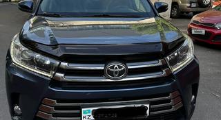 Toyota Highlander 2017 года за 19 200 000 тг. в Алматы