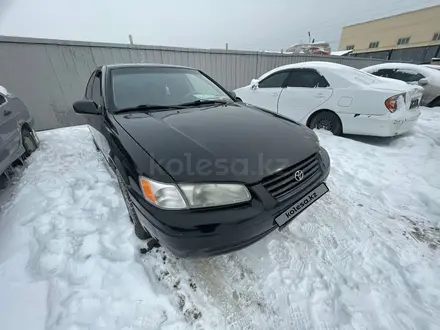 Toyota Camry 1998 года за 2 193 000 тг. в Алматы – фото 9