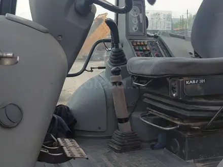 Komatsu  WB93R-5 2011 года за 19 000 000 тг. в Алматы – фото 5