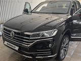 Volkswagen Touareg 2019 годаүшін32 000 000 тг. в Атырау – фото 3