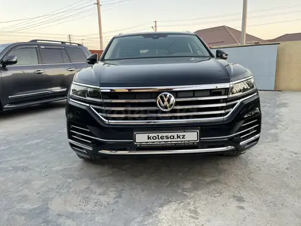 Volkswagen Touareg 2019 года за 36 000 000 тг. в Алматы – фото 3