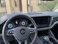 Volkswagen Touareg 2019 года за 36 000 000 тг. в Атырау – фото 8