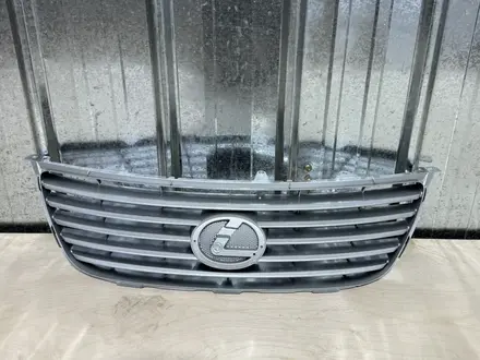 Решетка радиатора на LEXUS ES за 5 000 тг. в Алматы