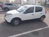 Renault Sandero 2014 годаүшін2 000 000 тг. в Астана – фото 3