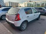 Renault Sandero 2014 годаүшін2 000 000 тг. в Астана – фото 4