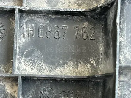 Накладки, пластик багажника за 1 000 тг. в Алматы – фото 36