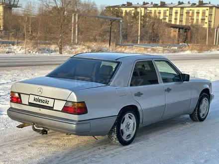 Mercedes-Benz E 230 1990 года за 1 800 000 тг. в Караганда – фото 4