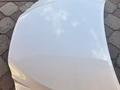 Капот на лексус ес250 за 150 000 тг. в Караганда