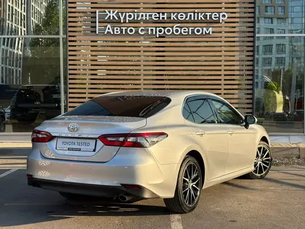 Toyota Camry Prestige 2023 года за 13 550 000 тг. в Астана – фото 18