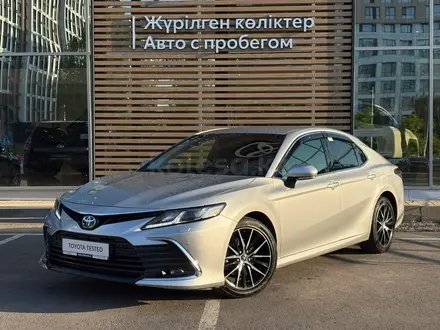 Toyota Camry Prestige 2023 года за 13 550 000 тг. в Астана