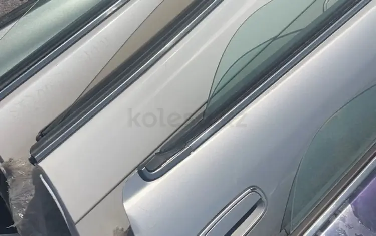 Toyota ED задние двери за 30 000 тг. в Алматы