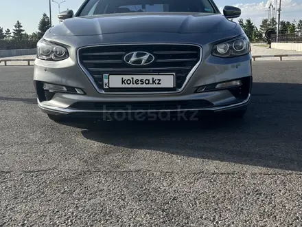 Hyundai Grandeur 2017 года за 9 500 000 тг. в Тараз – фото 2