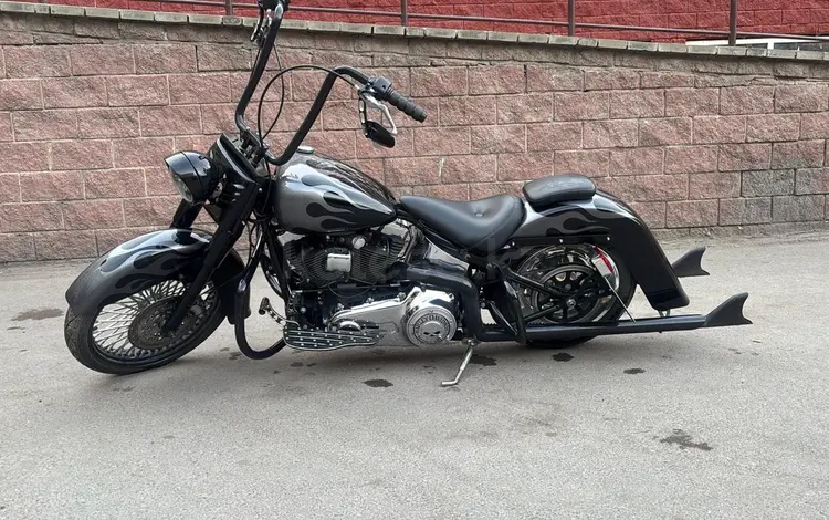 Harley-Davidson  Softail Custom 2008 года за 6 500 000 тг. в Астана