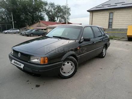 Volkswagen Passat 1990 года за 1 350 000 тг. в Алматы