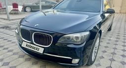 BMW 750 2011 года за 12 500 000 тг. в Алматы