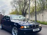 BMW 525 1999 года за 3 950 000 тг. в Алматы – фото 4