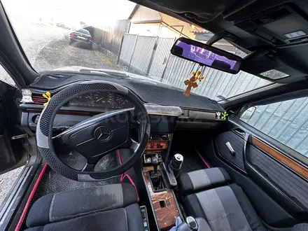 Mercedes-Benz E 220 1992 года за 1 500 000 тг. в Астана – фото 13