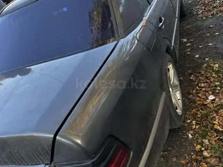 Mercedes-Benz E 220 1992 года за 1 500 000 тг. в Астана – фото 5