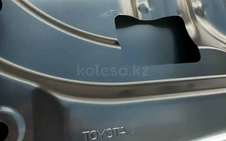 Капот на Toyota Land Cruiser Pradoүшін100 000 тг. в Алматы