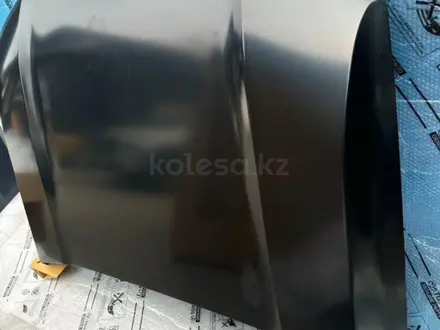 Капот на Toyota Land Cruiser Prado за 100 000 тг. в Алматы – фото 2