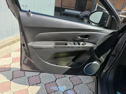 Chevrolet Cruze 2014 года за 4 300 000 тг. в Алматы – фото 7