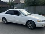 Toyota Camry 1997 года за 3 000 000 тг. в Талдыкорган – фото 2