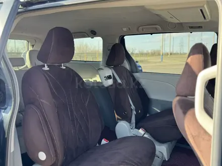Toyota Sienna 2013 года за 9 000 000 тг. в Атырау – фото 10