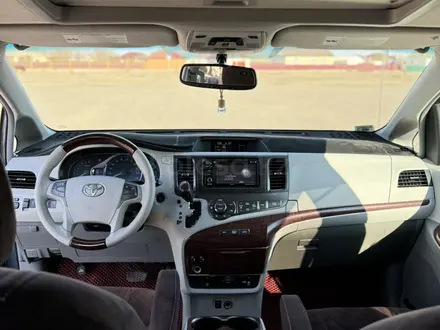Toyota Sienna 2013 года за 9 000 000 тг. в Атырау – фото 16