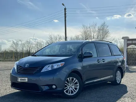 Toyota Sienna 2013 года за 9 000 000 тг. в Атырау